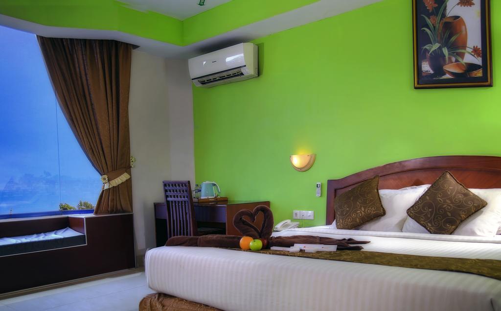 Grand Hotel จัมบี ห้อง รูปภาพ
