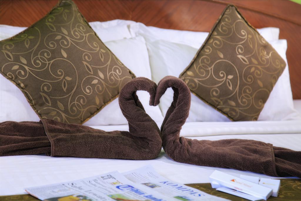 Grand Hotel จัมบี ภายนอก รูปภาพ