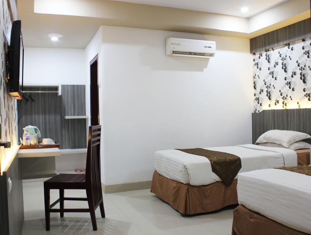 Grand Hotel จัมบี ภายนอก รูปภาพ